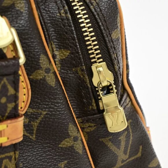AUTHENTICITY GUARANTEED LOUIS VUITTON Amazon Crossbody Shoulder Bag Monogram - Picture 8 of 16